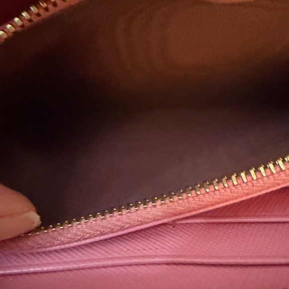 Prada Saffiano Leather Wallet in Candy Pink - Picture 6 of 9